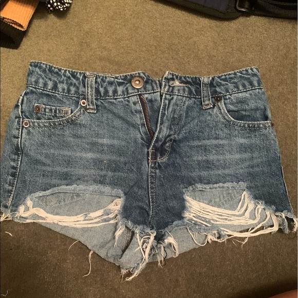 Distressed Jean Shorts - Picture 2 of 4